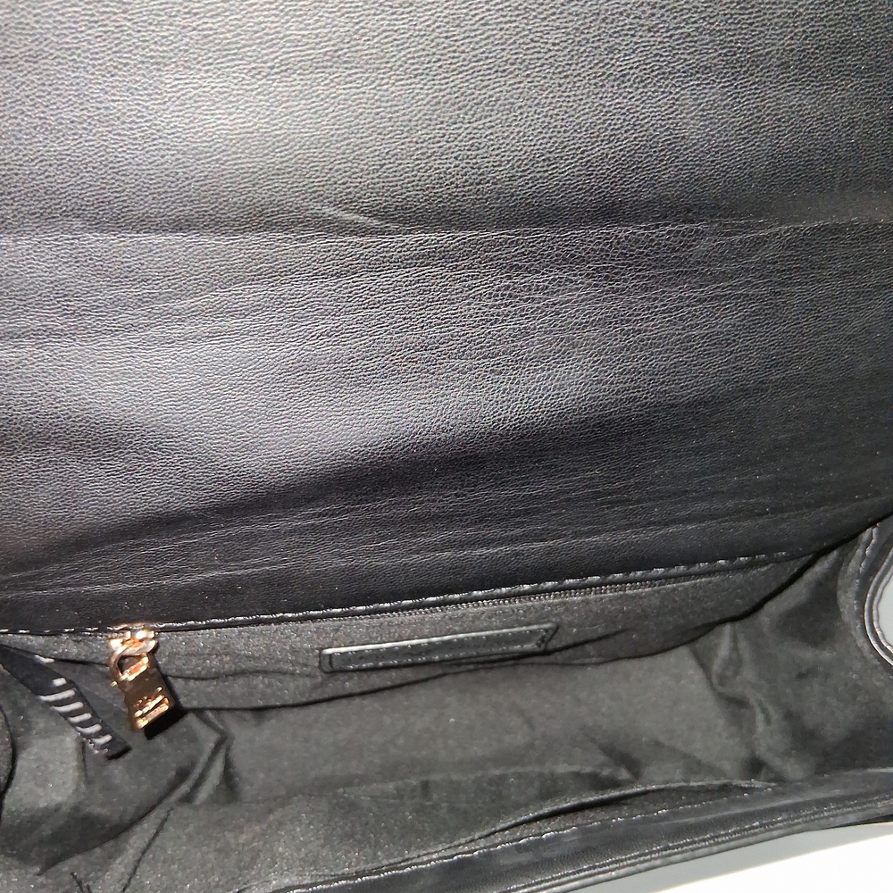 Badgley Mischka Black and White Twead Crossbody Bag - Picture 9 of 10